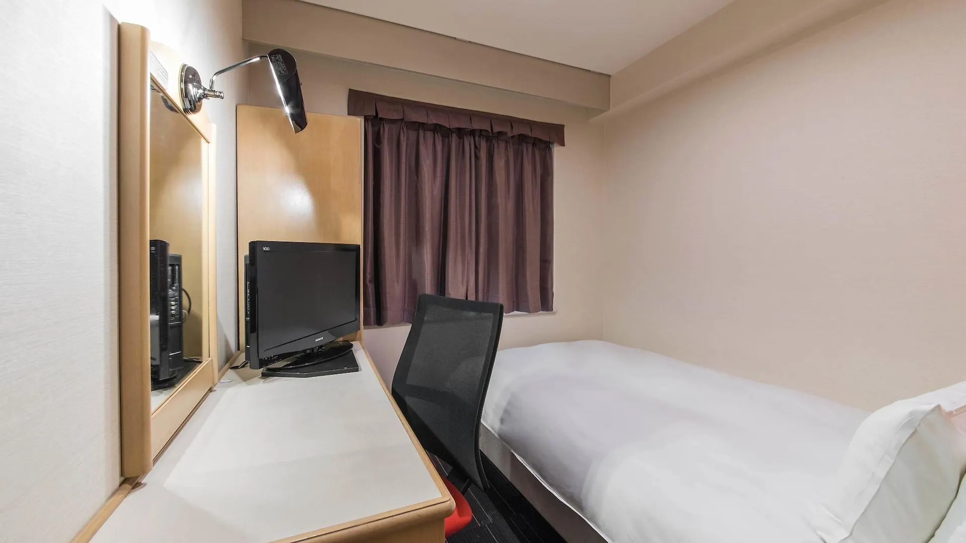 The B Suidobashi Hotel Tokyo 3*,