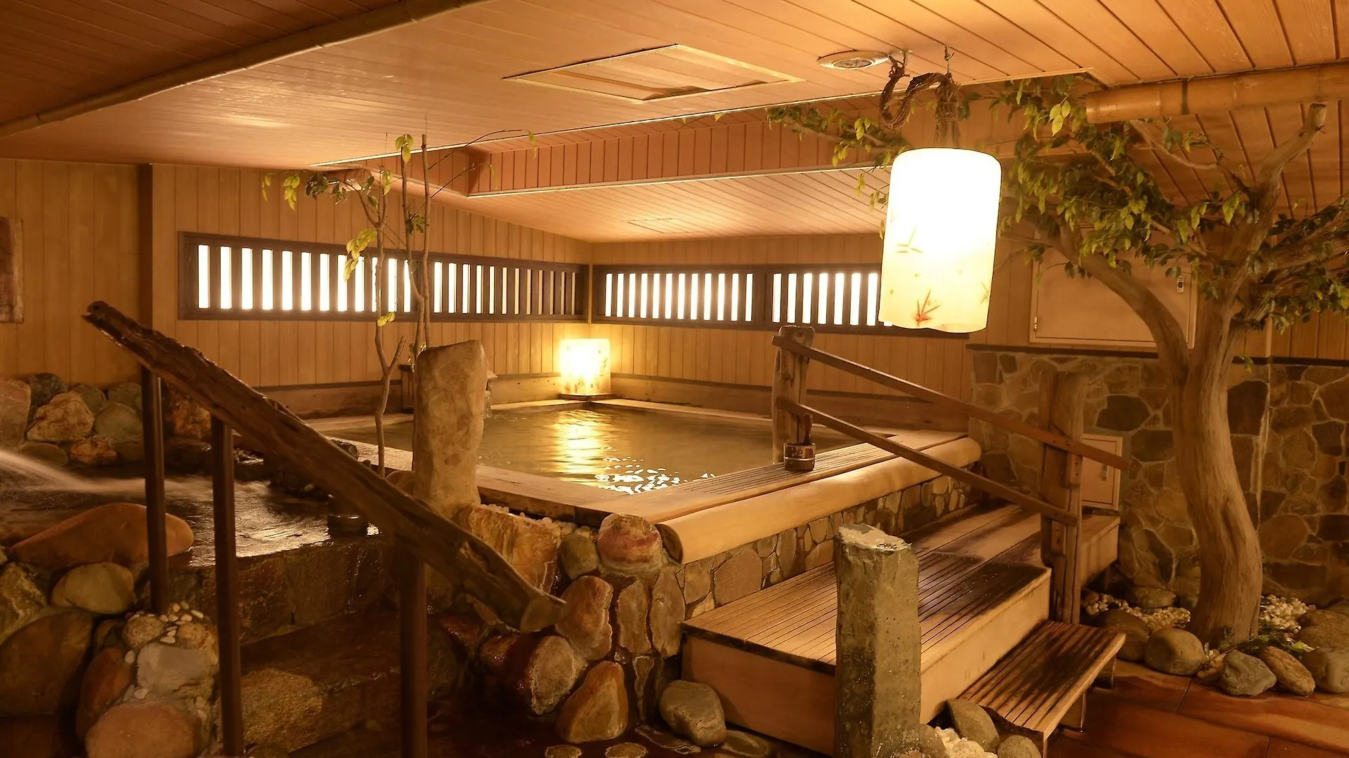 The B Suidobashi Hotel Tokyo 3*,